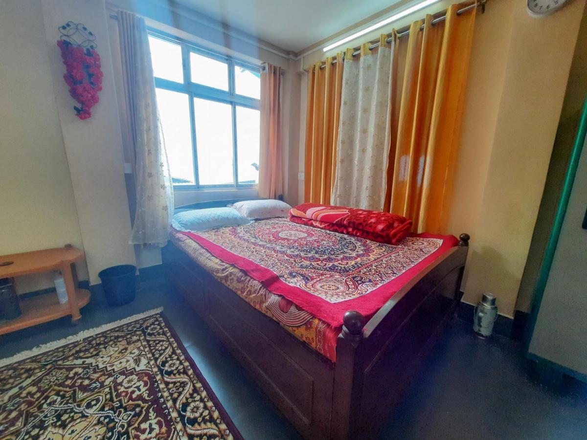 Neora Backpackers Hostel Darjeeling  Dış mekan fotoğraf